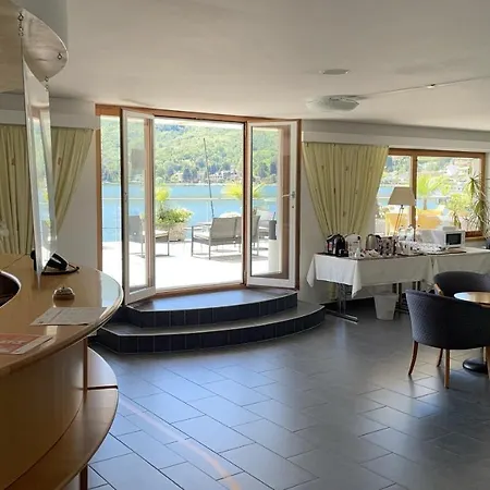 Szálloda Tresa Bay 3*