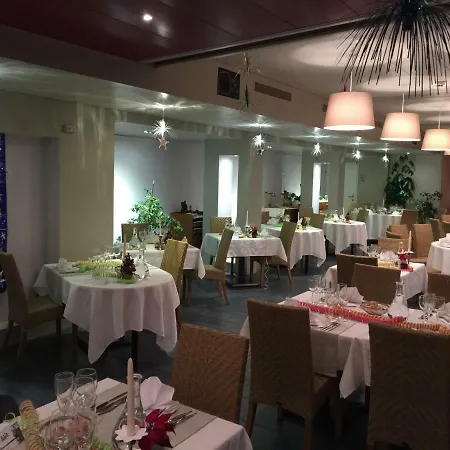 Tresa Bay Hotell